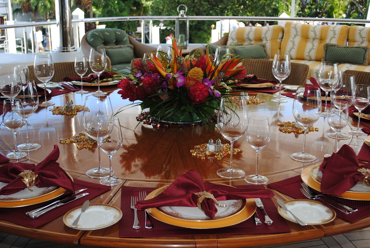 table-setting-1170331_1280